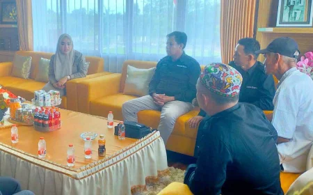 Kantor Kelurahan Nyaris Roboh, Warga Berangas Mengadu Kepada Ketua DPRD Batola