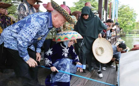 Pasar Terapung Kalsel Resmi Hadir di TMII, Dorong Wisata dan Ekonomi Kreatif