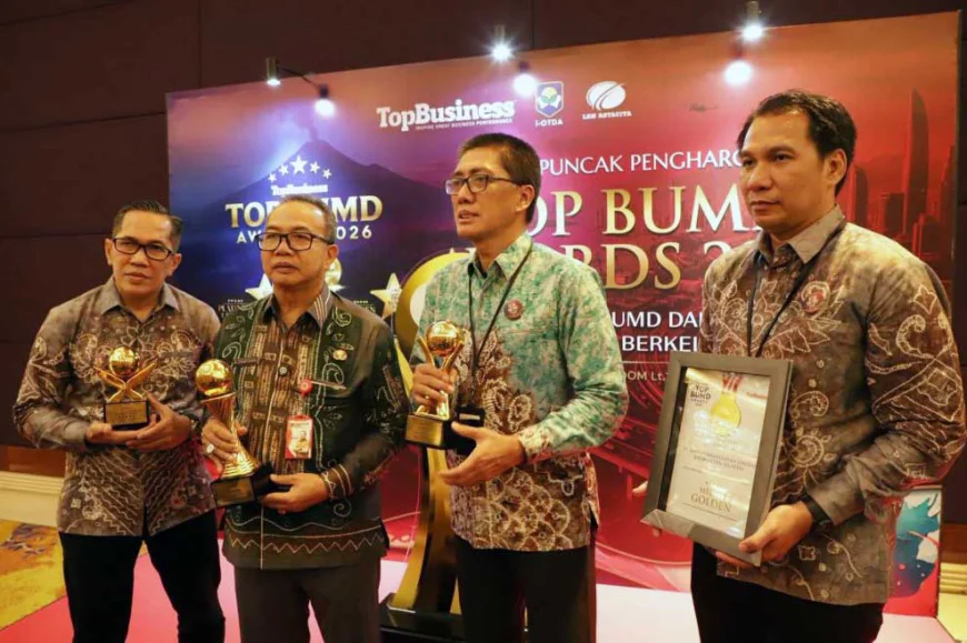 Bank Kalsel Moncer, Gubernur Muhidin Digelari Top Pembina BUMD 2026