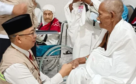 Berusia 102 Tahun, Mbah Kasrun Asal Batola Menginspirasi Jemaah Haji Embarkasi Banjarmasin