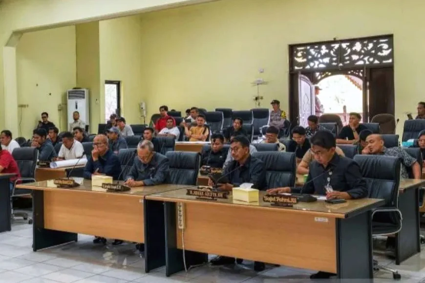 Banderol Melebihi HET, Sopir Truk di HST Desak Transparansi Distribusi Biosolar