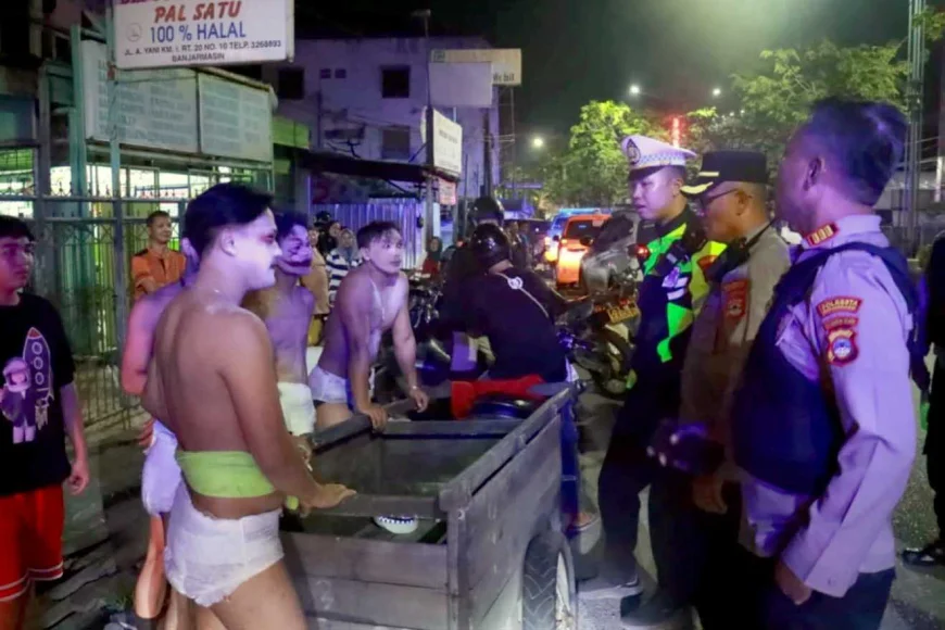 Cosplay Tuyul di Jalanan, Sejumlah Pemuda Dibubarkan Patroli Polresta Banjarmasin