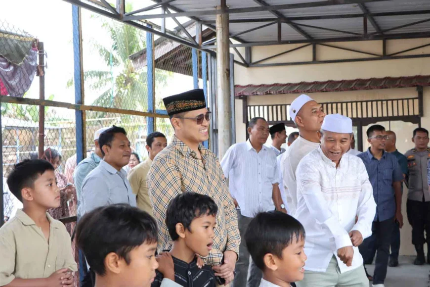Polres Batola Hadir Untuk Masyarakat Lewat Ibadah Kurban dan Aksi Sosial
