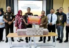 Tiang Jembatan Pulau Laut Ditabrak Tongkang, Dua Perusahaan Bayar Ganti Rugi Rp7 Miliar