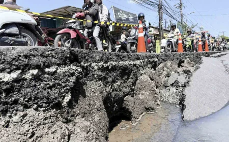 Detik-detik Jalan Veteran Banjarmasin Ambles, Warga Sebut Pernah Retak Sebelumnya