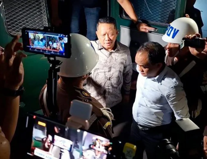Eks Jampidsus Febrie Adriansyah Akhirnya Ditahan di Rutan KPK