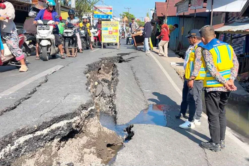 Jalan Veteran Sungai Lulut Kembali Ambles, PUPR Kalsel Melakukan Penanganan Sementara