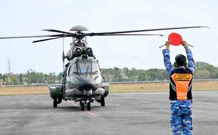 Operasi Udara Karhutla Kalsel Diperkuat, TNI AU Tambah 2 Helikopter