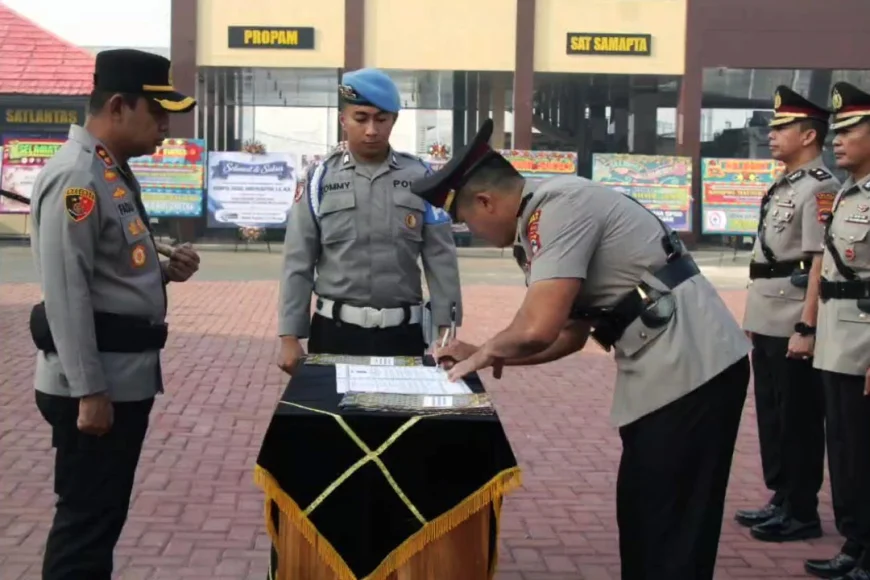 Termasuk Wakapolres dan Kabag Ops, Enam Perwira Polres Banjar Berganti