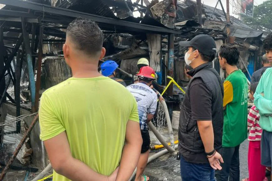 Kebakaran di Pasar Lama Banjarmasin Lalap 14 Bangunan, 53 Jiwa Terdampak