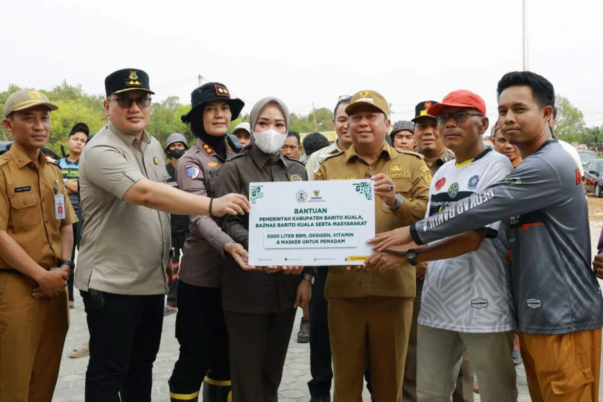 Bantuan BBM Mengalir untuk Relawan, Ketua DPRD Batola Prihatin Terhadap Dampak Karhutla