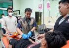 Berjuang Melawan Karhutla di Bincau Banjar, Enam Petugas Pemadam Dilarikan ke IGD