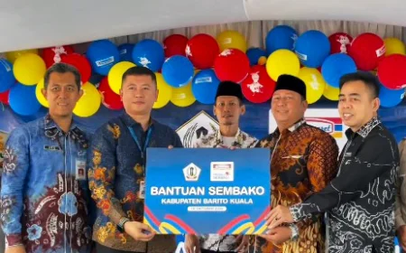 Indomaret Buka Gerai Pertama di Marabahan Batola, Rekrut 40 Warga Lokal dan Bagi Paket Sembako