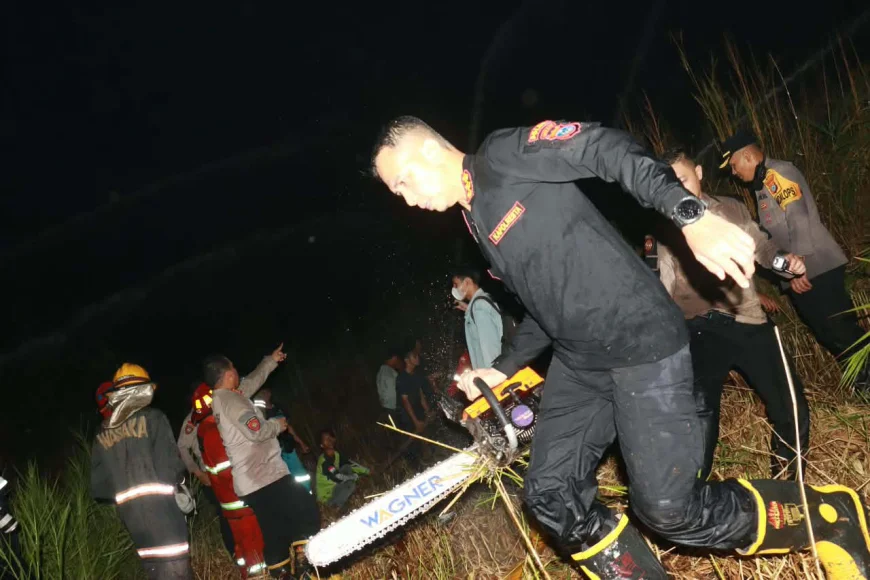 Karhutla di Handil Bakti Batola Meluas, Polresta Banjarmasin Kembali Bantu Pemadaman
